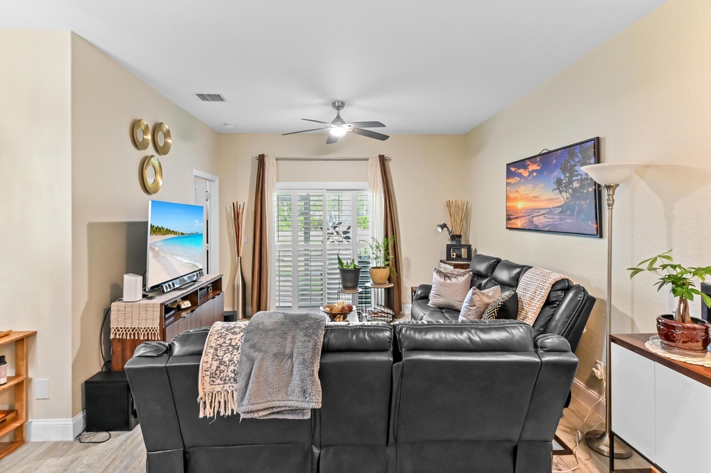 3043 Grandiflora Drive - Photo 9