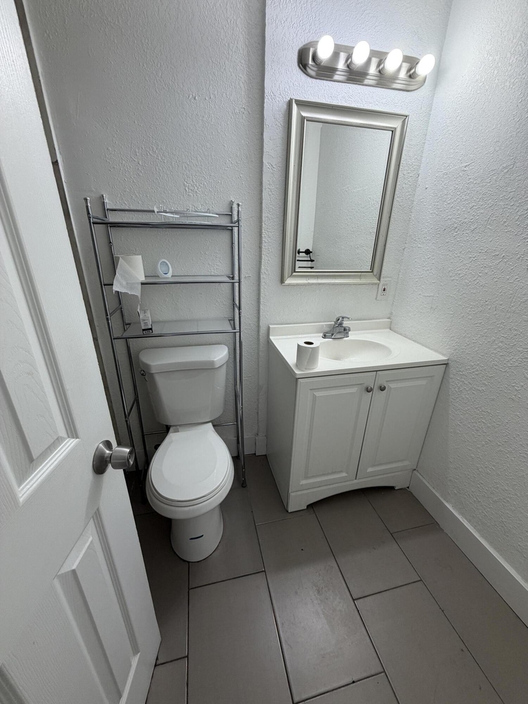 116 Nw 28th Avenue - Photo 5
