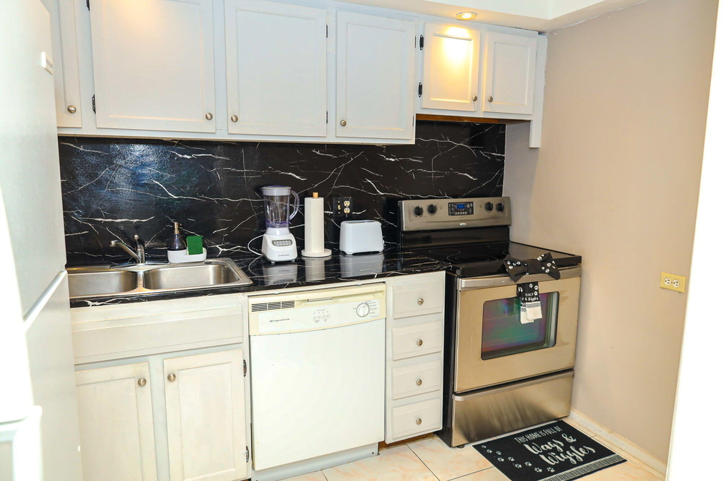3740 Inverrary Drive - Photo 6