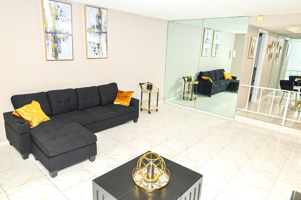 3740 Inverrary Drive - Photo 5