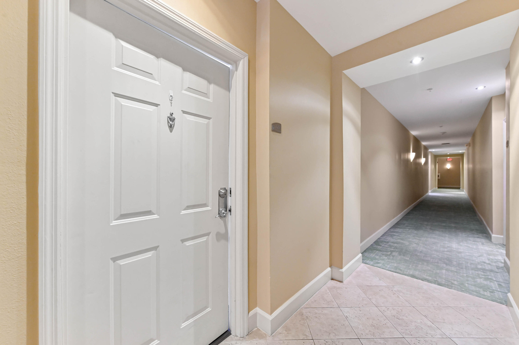 804 E Windward Way - Photo 20