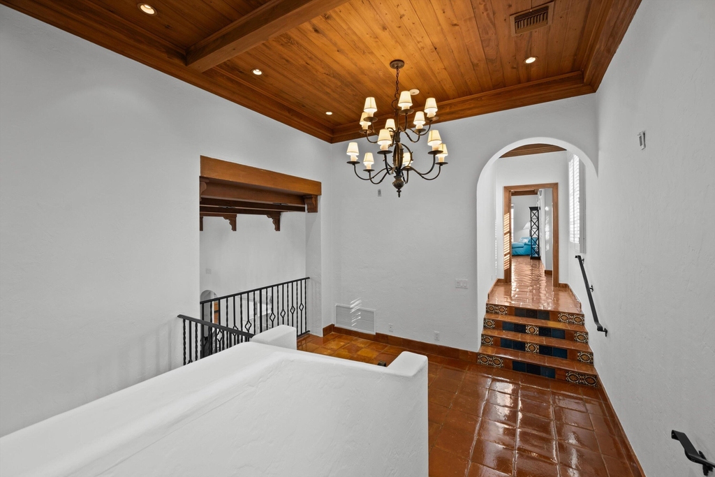 240 N Ocean Boulevard - Photo 19