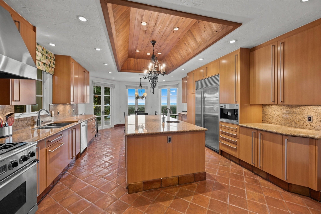 240 N Ocean Boulevard - Photo 12