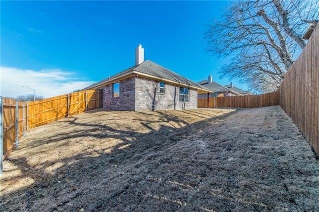 721 Smyth Street - Photo 18