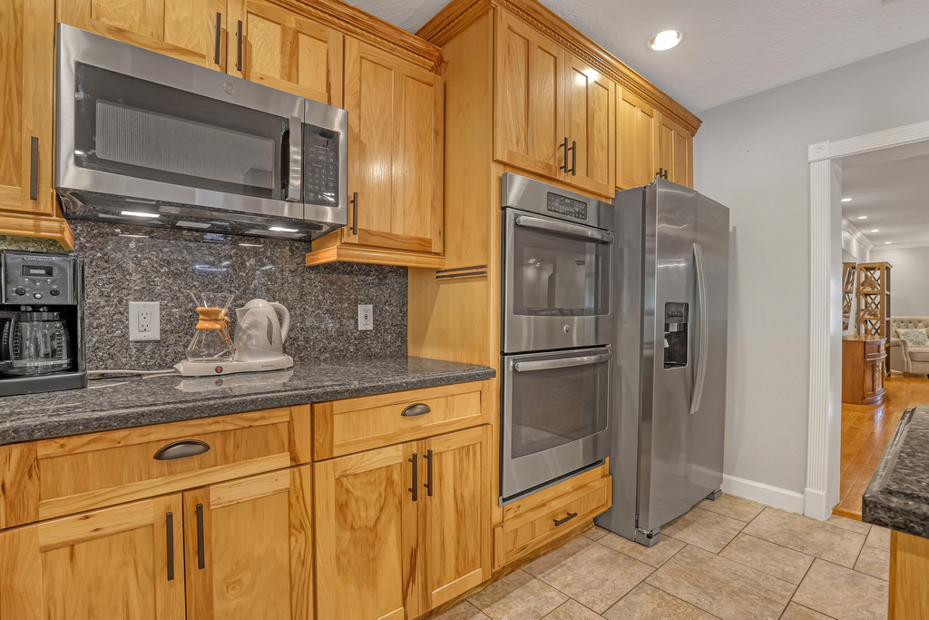 10780 Anderson Lane - Photo 20