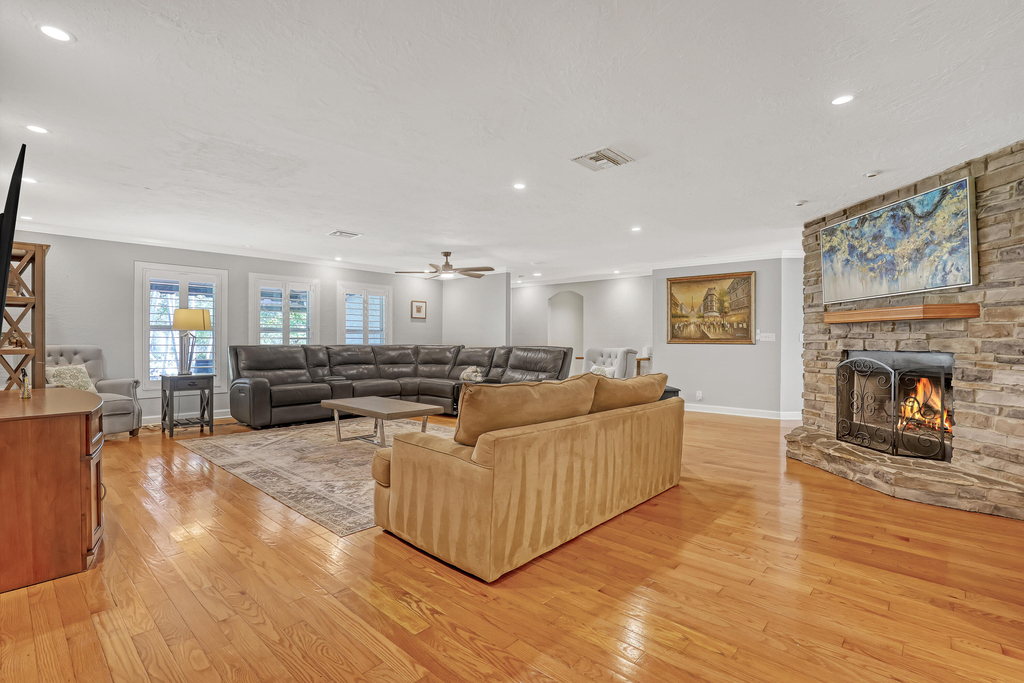 10780 Anderson Lane - Photo 16