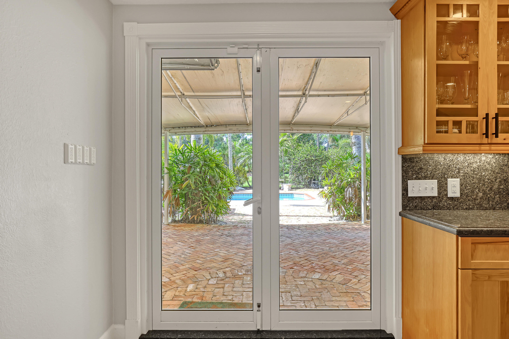 10780 Anderson Lane - Photo 24