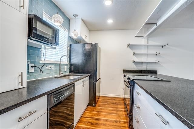 4208 Bowser Avenue - Photo 3