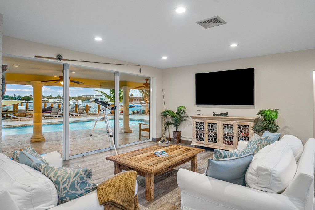844 East Drive - Photo 11