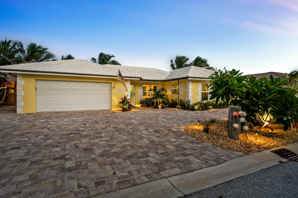 844 East Drive - Photo 31