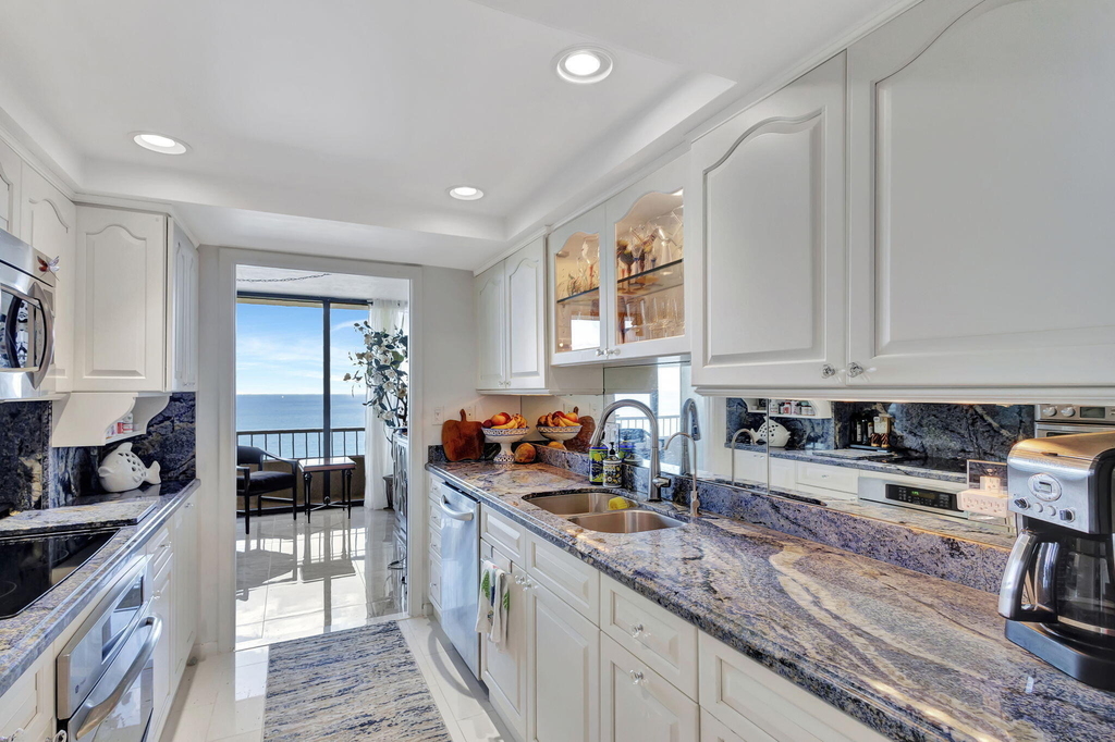 5550 N Ocean Drive - Photo 16