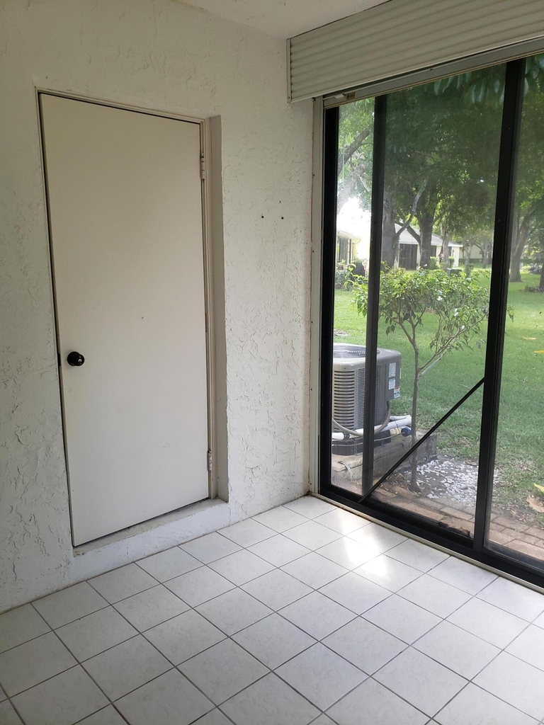 10875 Lake Front Place - Photo 15