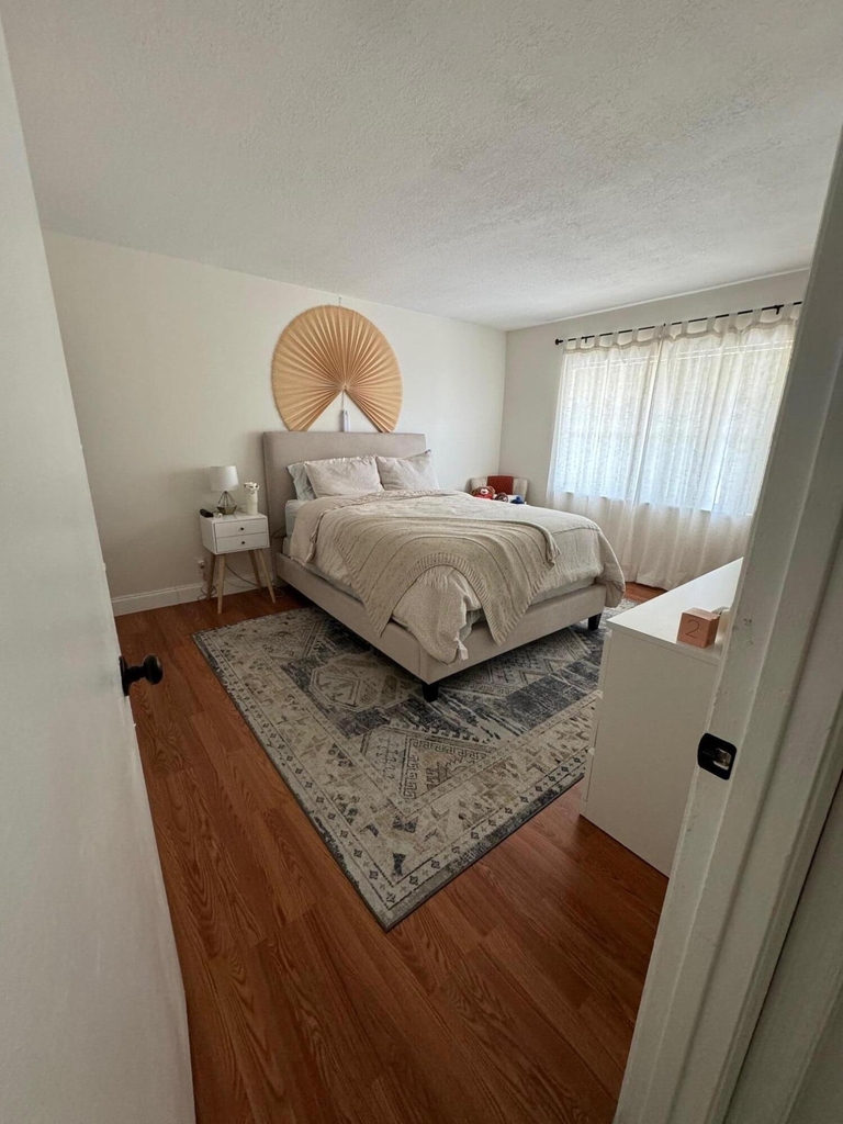 1301 Nw 12th Avenue - Photo 12