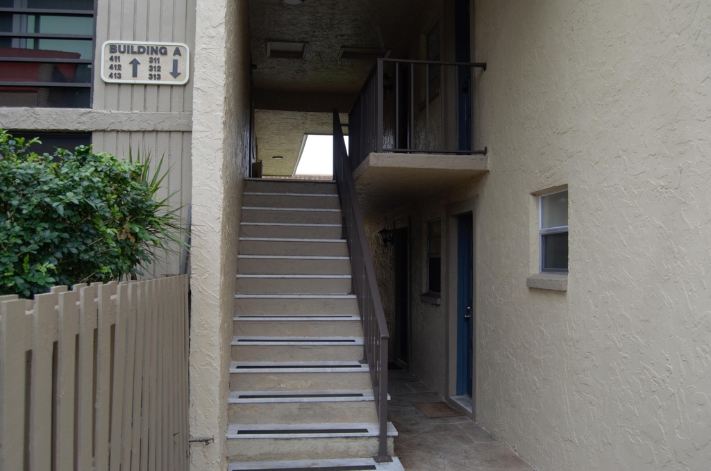 1301 Nw 12th Avenue - Photo 25