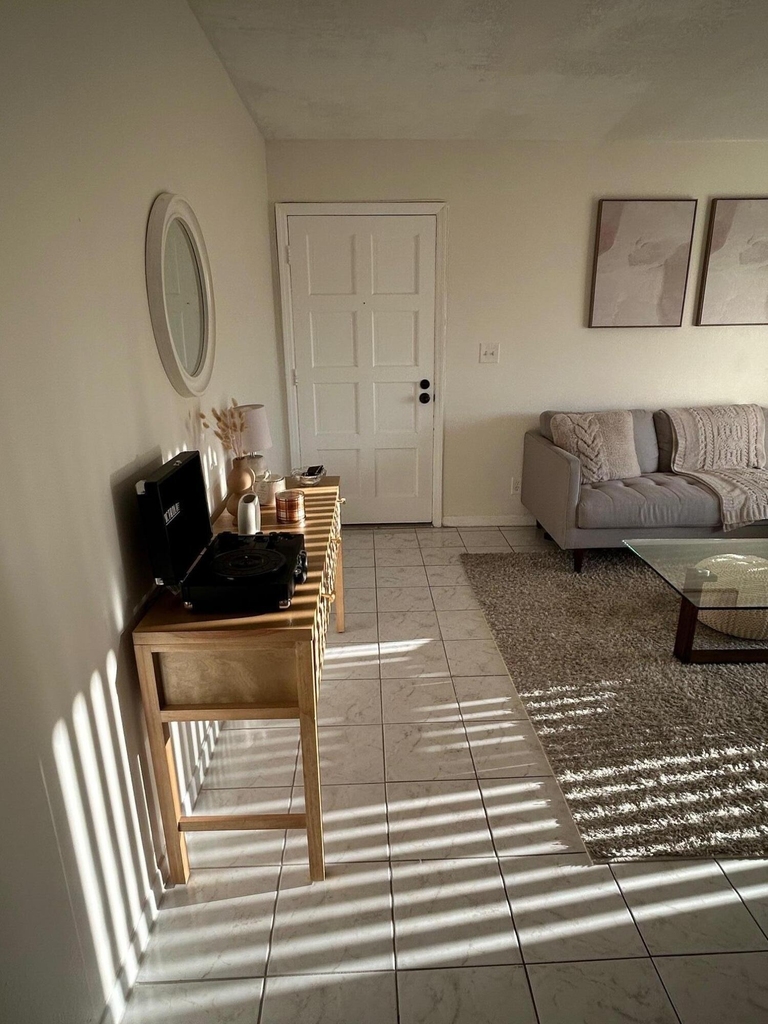1301 Nw 12th Avenue - Photo 1