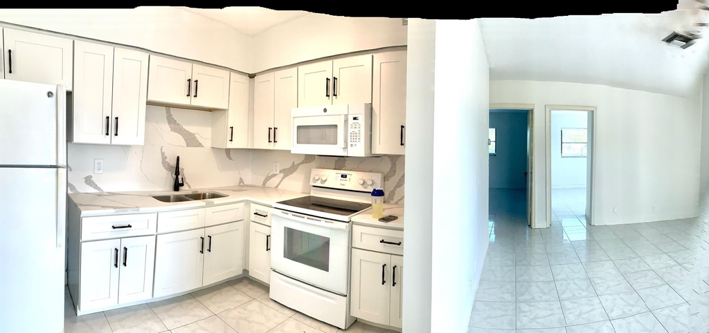 260 Nw 19th Street - Photo 4