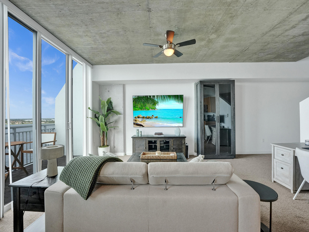 300 S Australian Avenue - Photo 14