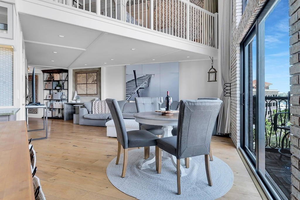 101 N Clematis Street - Photo 4
