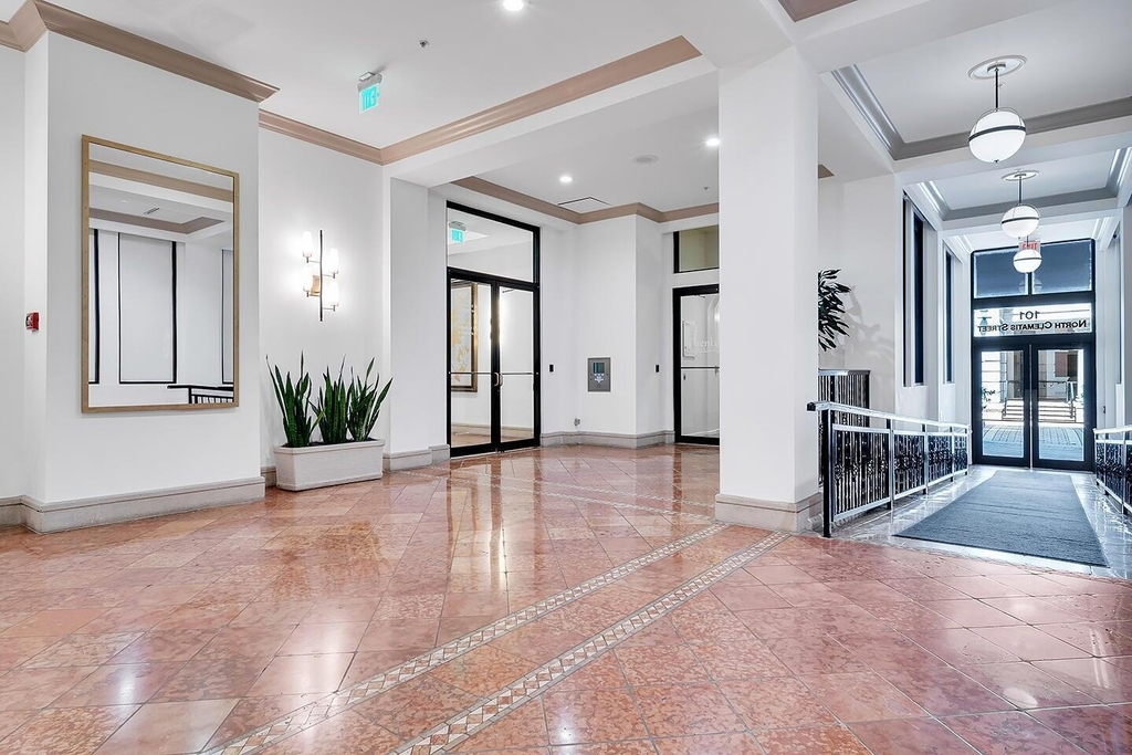 101 N Clematis Street - Photo 34