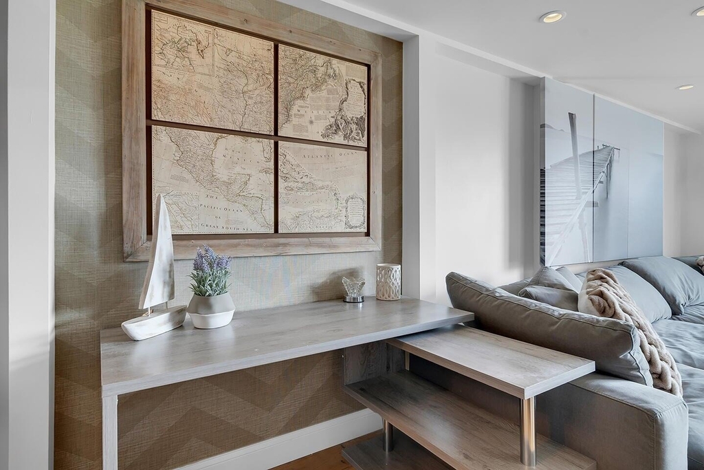 101 N Clematis Street - Photo 12