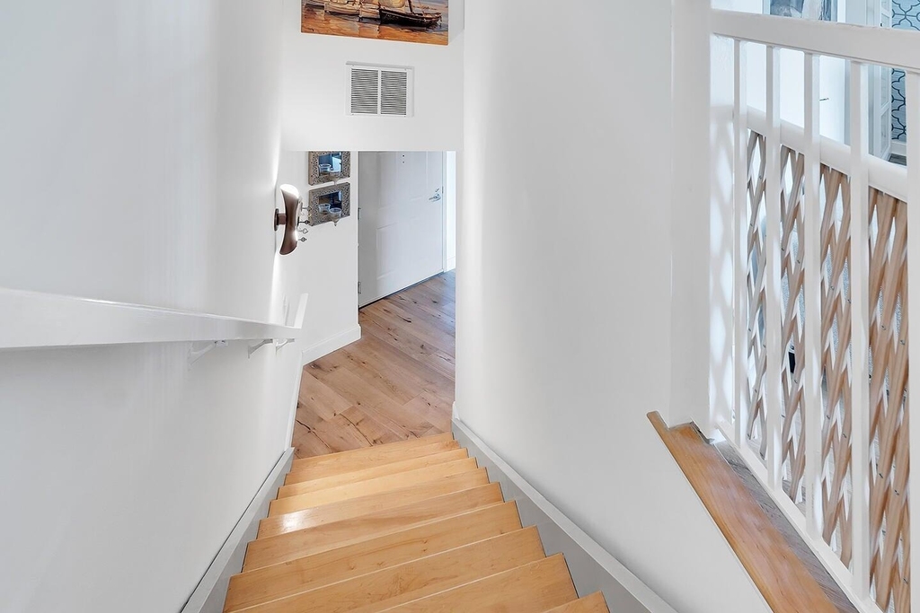 101 N Clematis Street - Photo 15