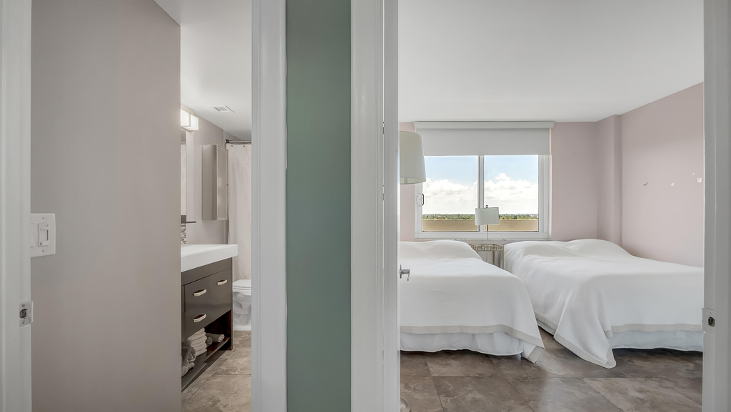 2200 Ne 33rd Avenue - Photo 18