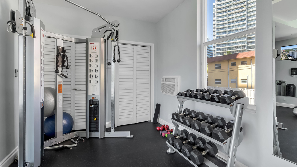 2200 Ne 33rd Avenue - Photo 30