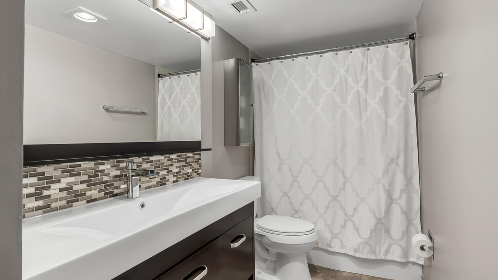 2200 Ne 33rd Avenue - Photo 17