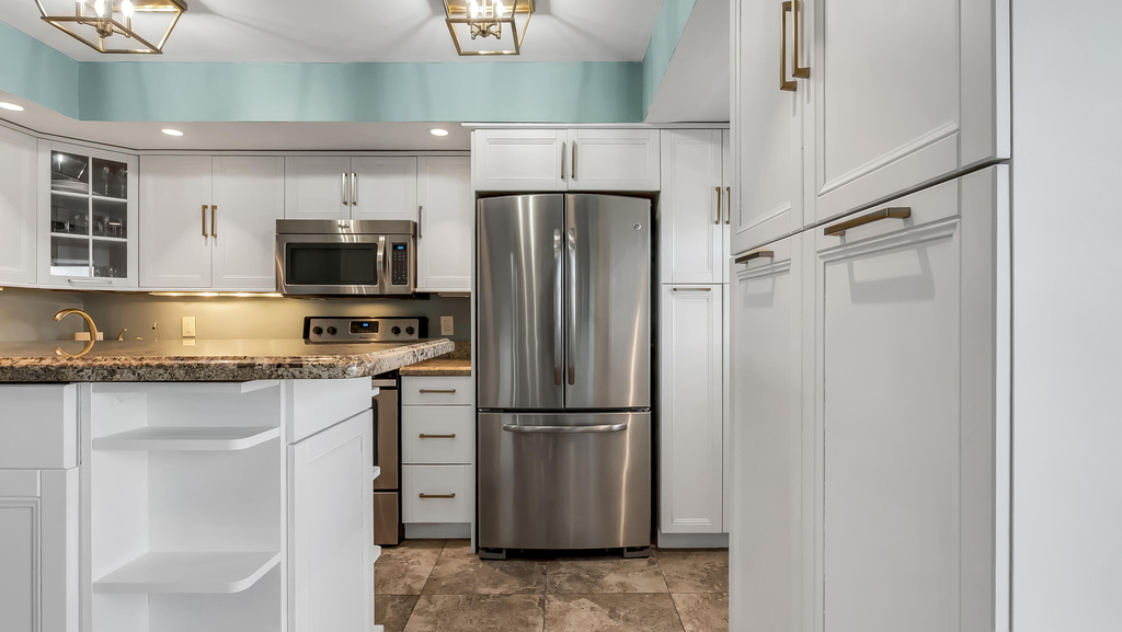2200 Ne 33rd Avenue - Photo 13