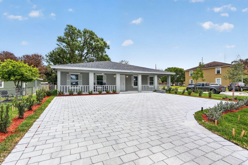2206 S 34th Street - Photo 0