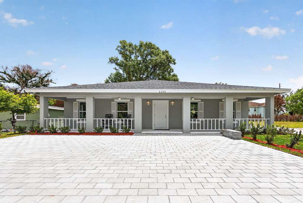 2206 S 34th Street - Photo 1