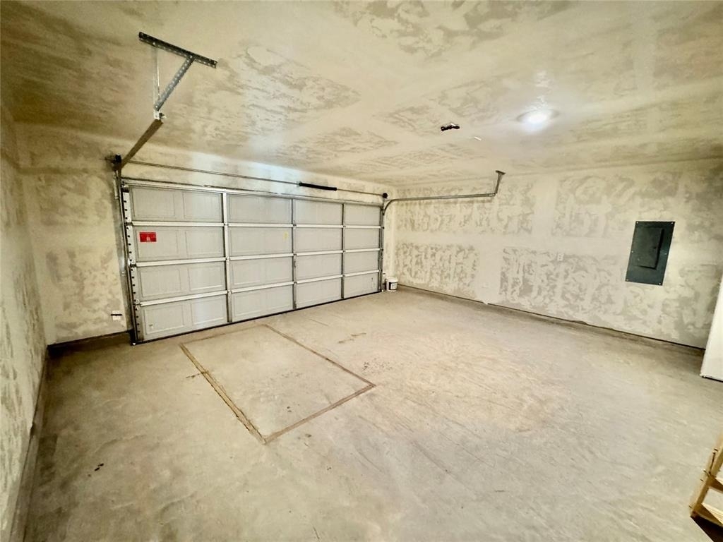 6100 Blackwood Courts - Photo 29