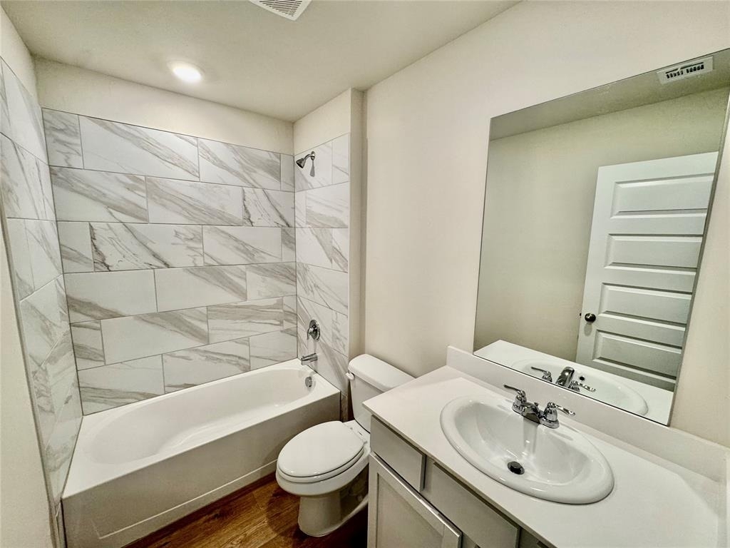 6100 Blackwood Courts - Photo 12