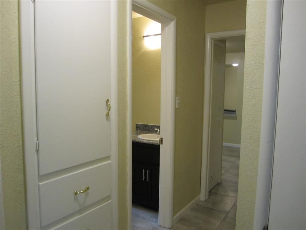 1530 Melrose Drive - Photo 14