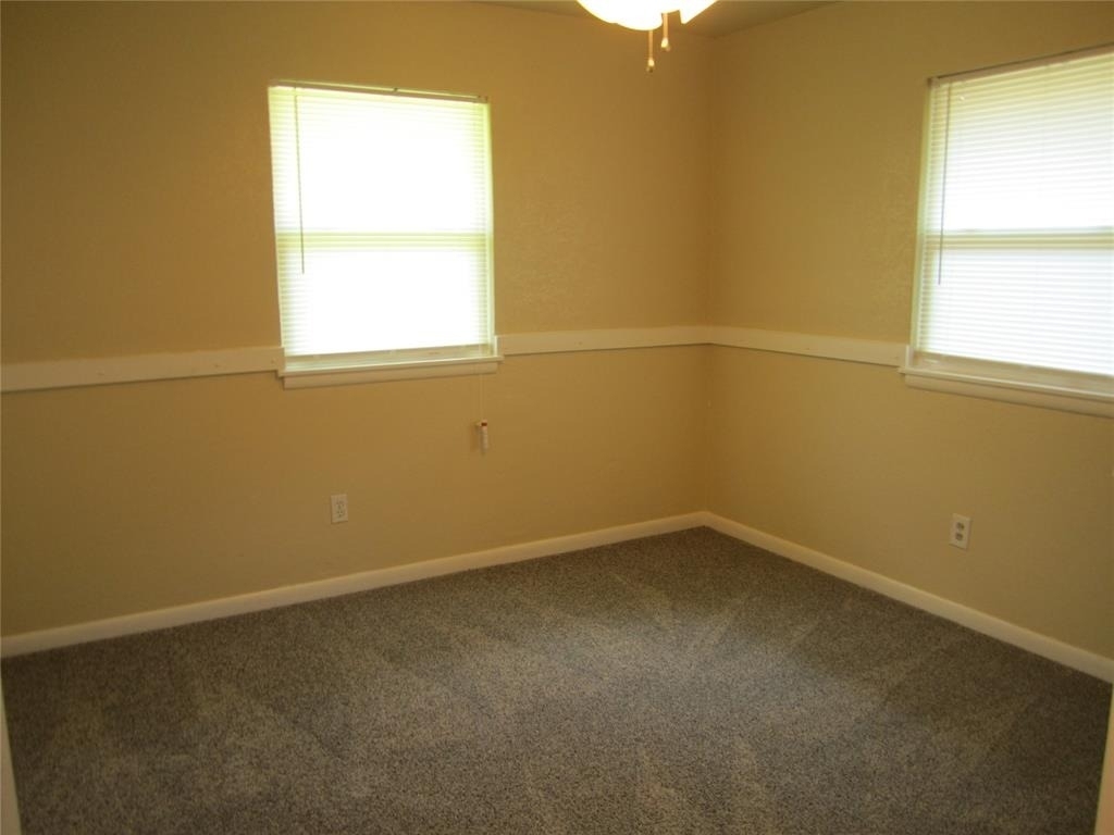 1530 Melrose Drive - Photo 18