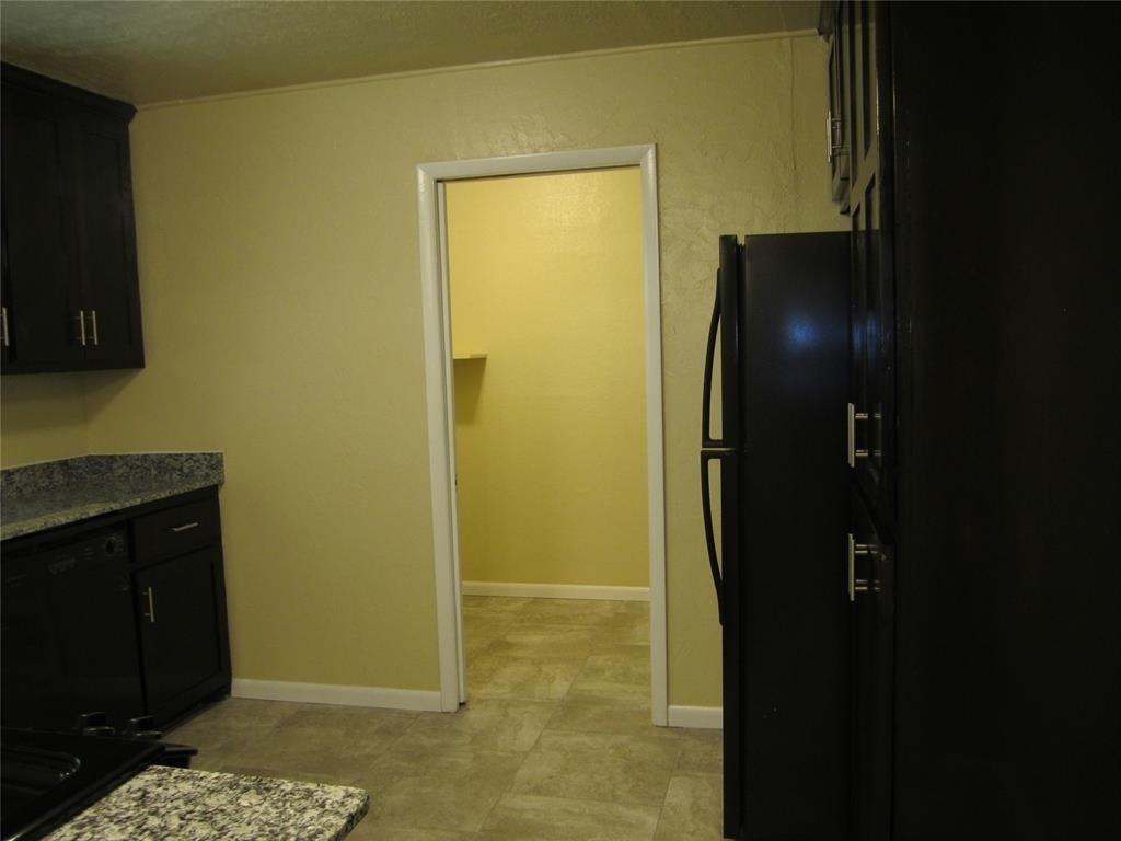 1530 Melrose Drive - Photo 27