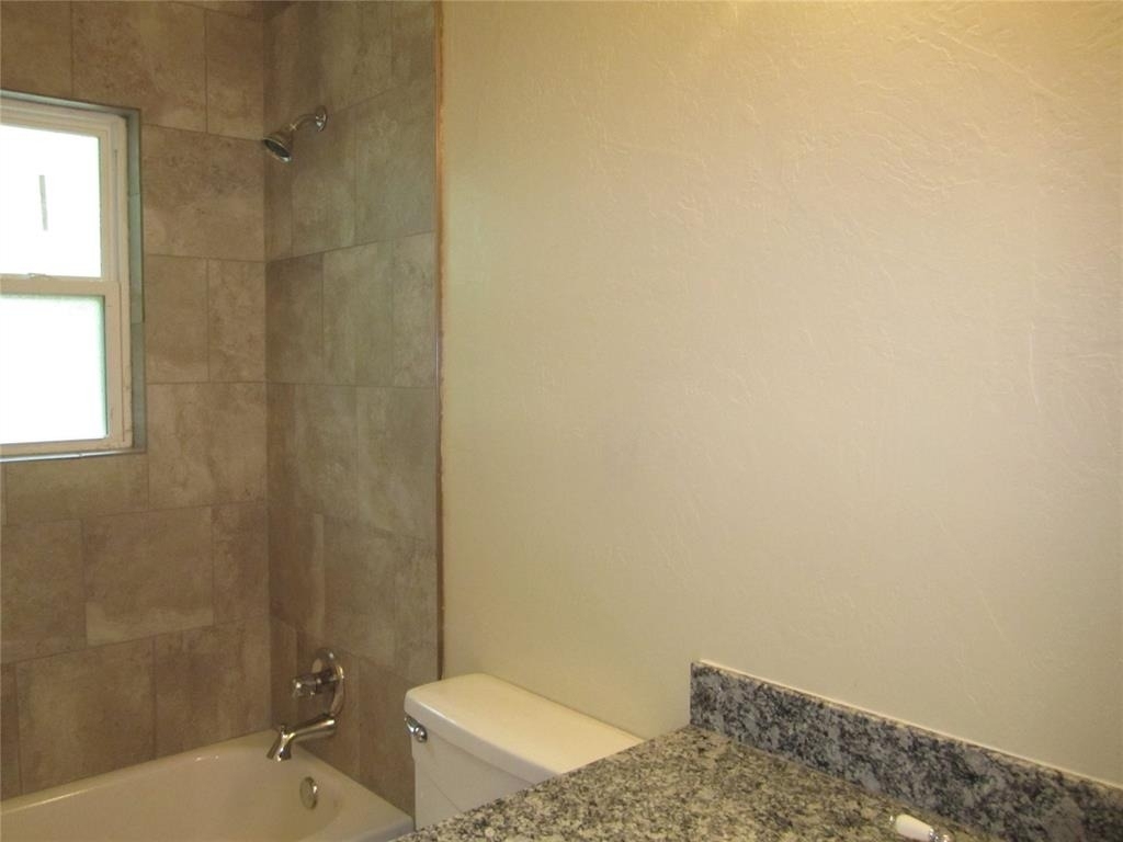 1530 Melrose Drive - Photo 15