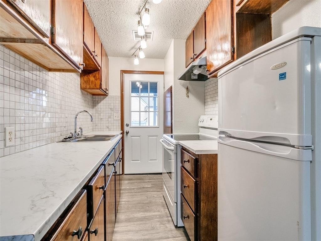217 Daws Street - Photo 22