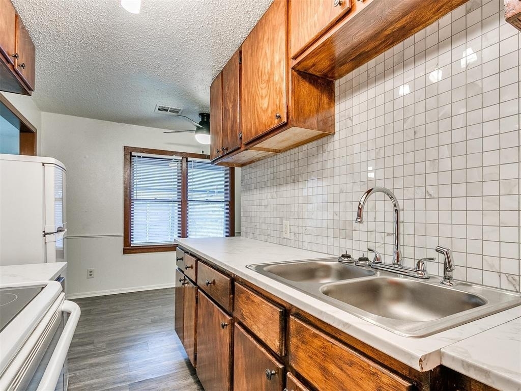 217 Daws Street - Photo 6