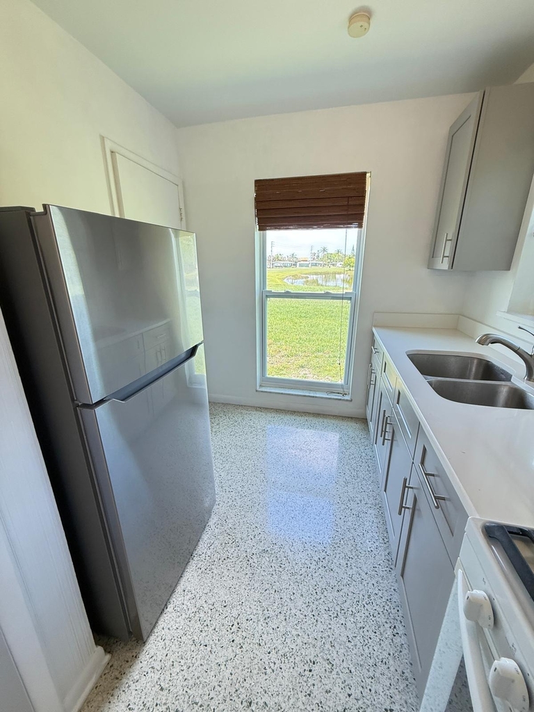 3231 Se Monte Vista Street - Photo 8