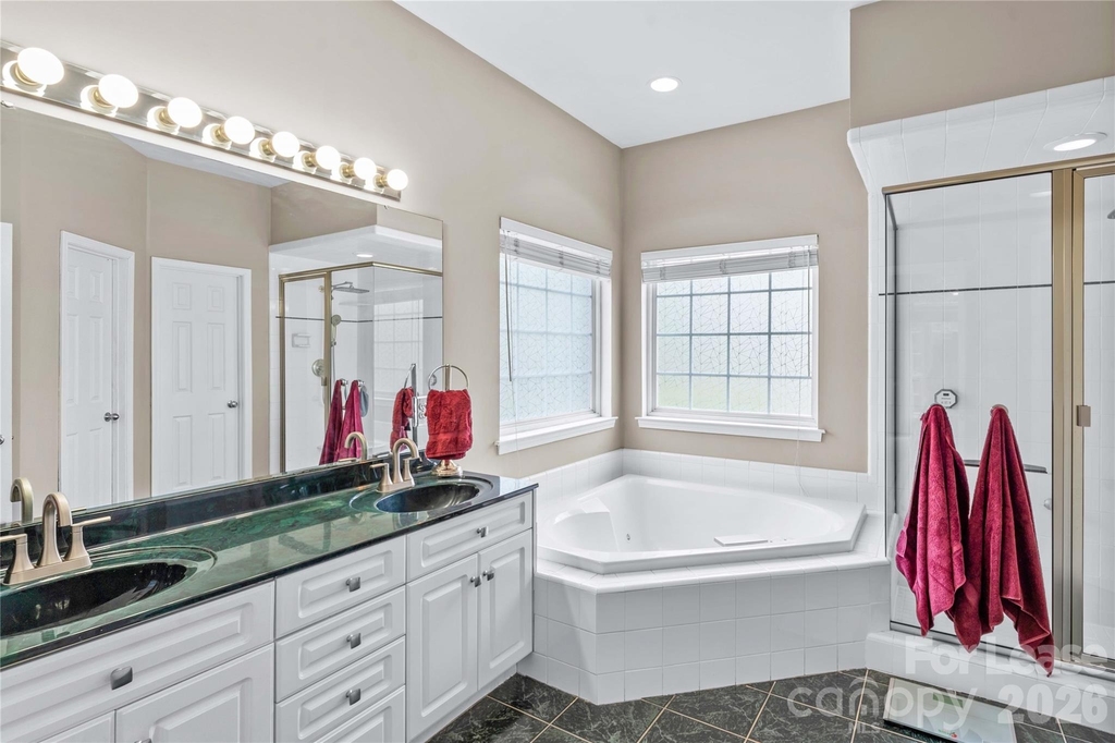 806 Pine Forest Road - Photo 15