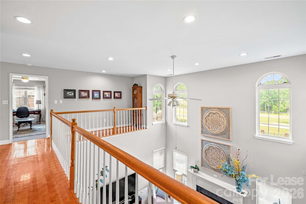 806 Pine Forest Road - Photo 19