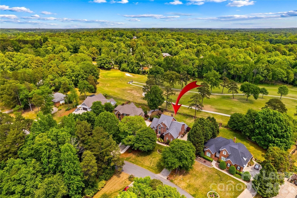806 Pine Forest Road - Photo 2
