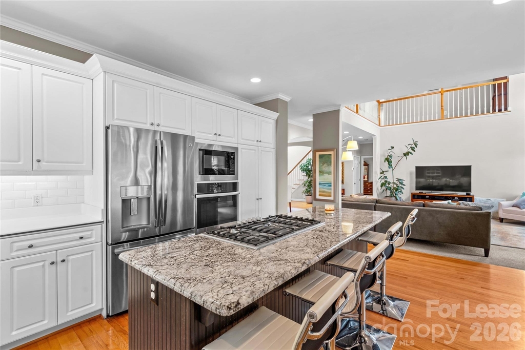 806 Pine Forest Road - Photo 10
