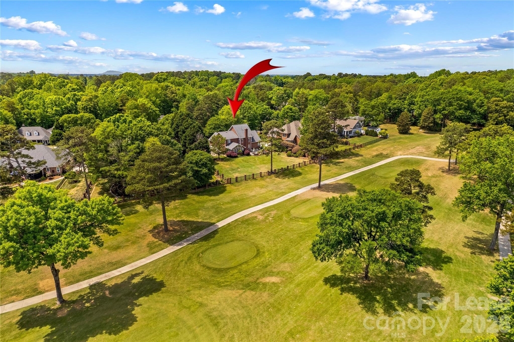 806 Pine Forest Road - Photo 33