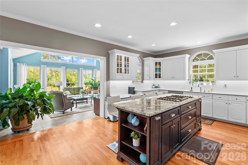 806 Pine Forest Road - Photo 8