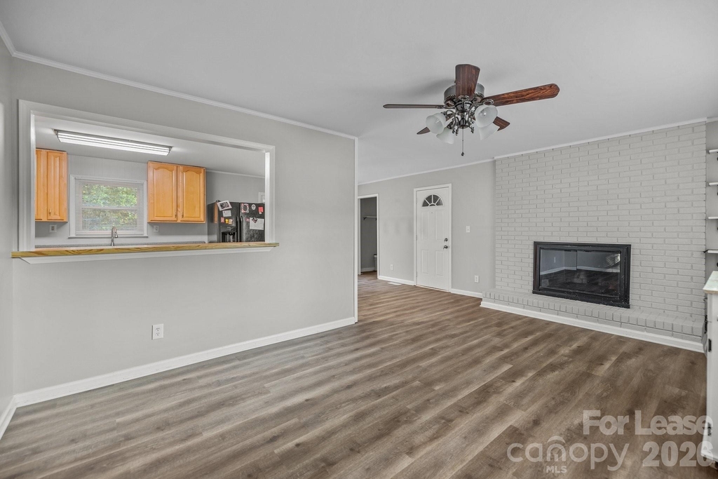 4800 Maplecrest Drive - Photo 1