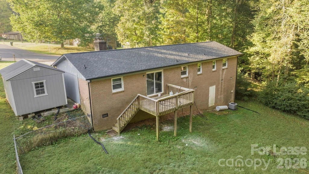 4800 Maplecrest Drive - Photo 23