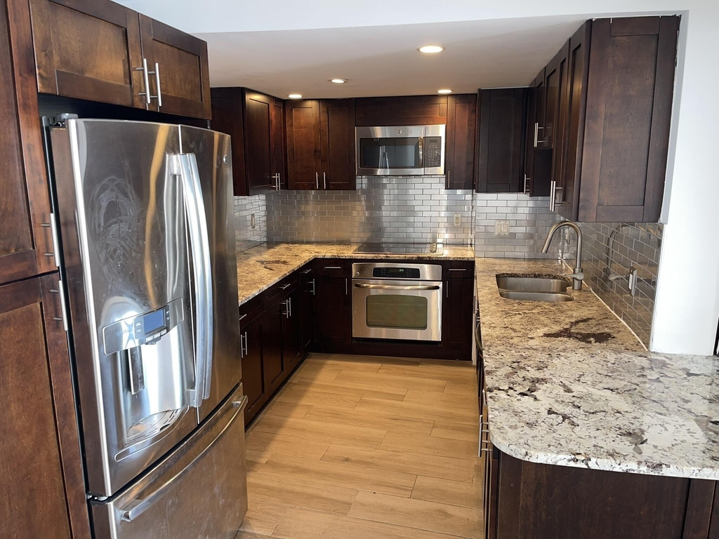 5200 N Flagler Drive - Photo 1