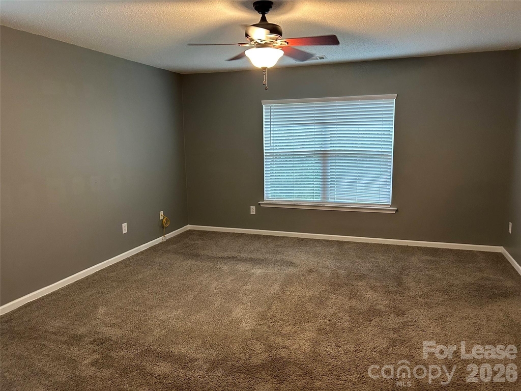 2304 Harwood Hills Lane - Photo 16